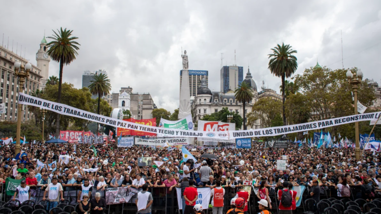 Agrupaciones de DDHH, políticas y sindicales marchan este martes en todo el país