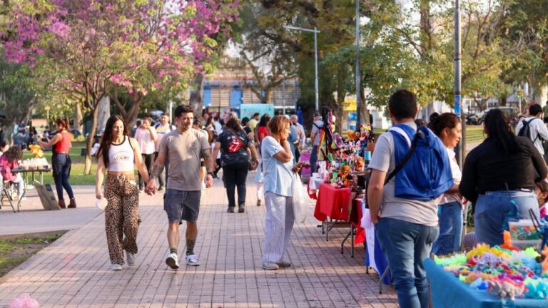 Directora Natalia Andrea Seco en entrevista sobre emprendedores en Catamarca