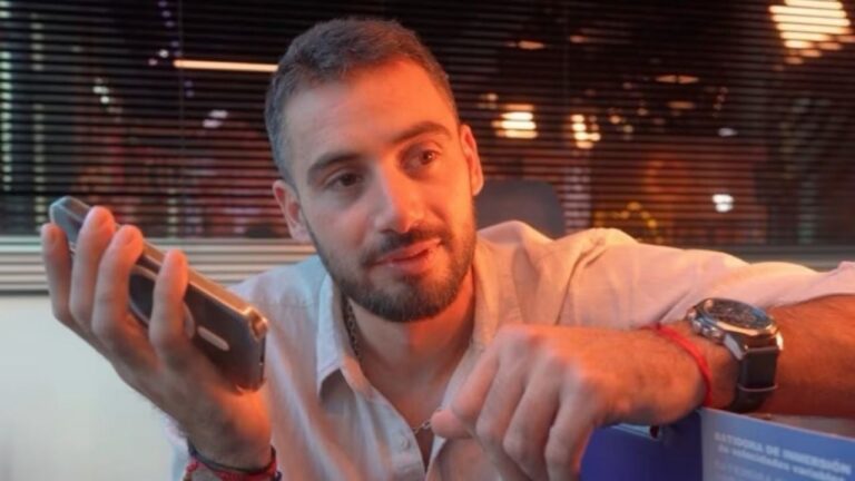 Nico Occhiato en un evento público