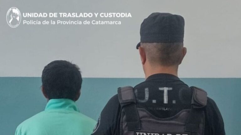 Ilustración genérica de un procedimiento de traslado policial en Catamarca.