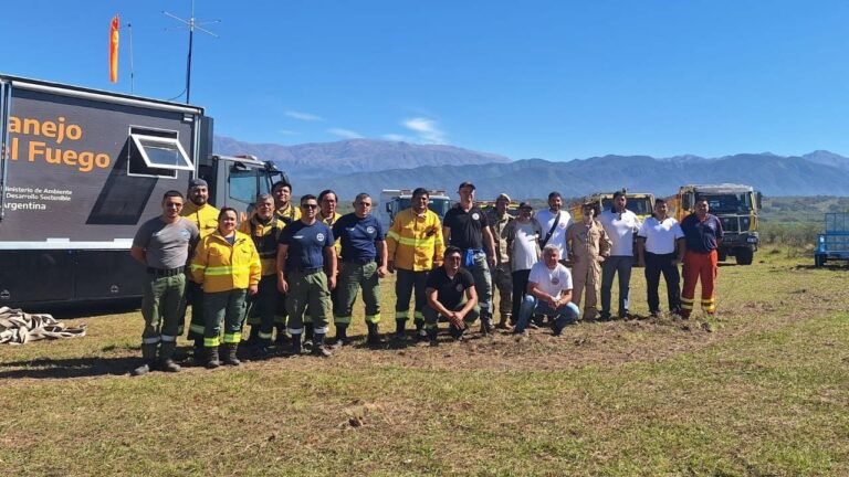 Brigadistas de Catamarca durante el III Ejercicio Operativo Regional NOA en Salta