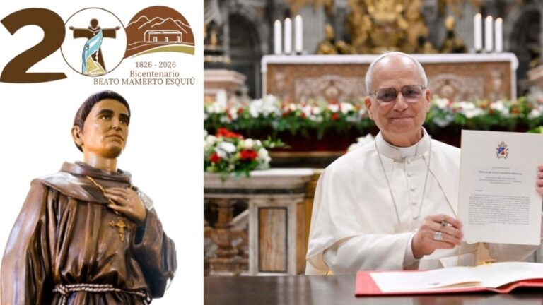 Imagen del beato Mamerto Esquiú con el escudo papal