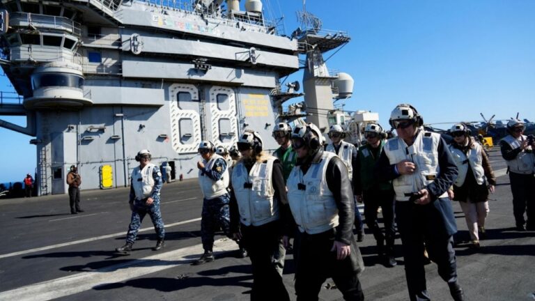 Portaaviones USS Nimitz durante ejercicios Passex 2026