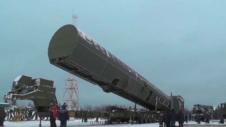 Prueba del misil balístico intercontinental Sarmat de Rusia