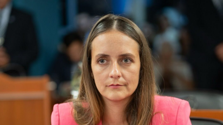 Soledad Blas en entrevista radial
