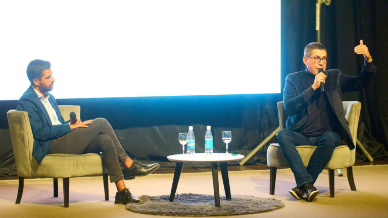 Jornada Conociendo a Mamerto Esquiú en el Cine Teatro Valle Viejo