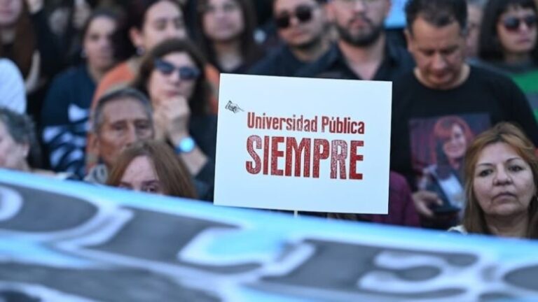 Firma de acuerdo entre el Gobierno y el Consejo Interuniversitario Nacional