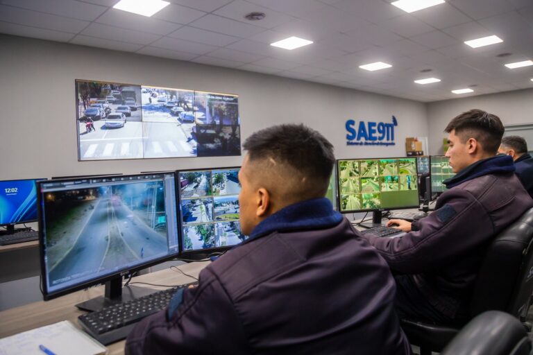 Cámara de seguridad urbana en la Ciudad de Catamarca