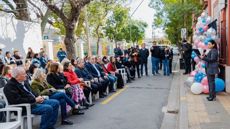 Acto central por el centenario de Casa Cuna en Catamarca, con autoridades provinciales