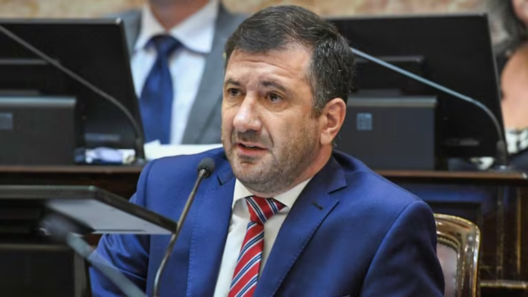 Edgardo Kueider durante una audiencia judicial en Paraguay
