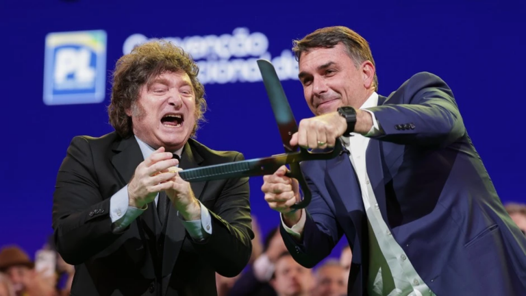 Javier Milei en acto político en Brasil