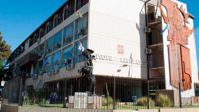 Fachada de la Cámara de Diputados de Catamarca