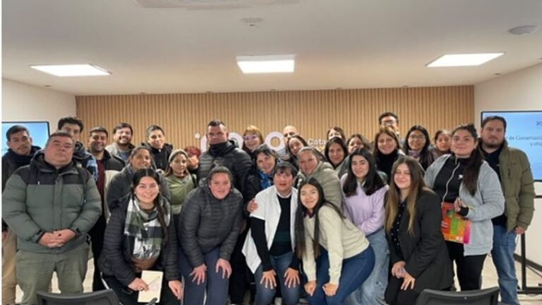 Emprendedores gastronómicos durante taller de capacitación en el Nodo Tecnológico