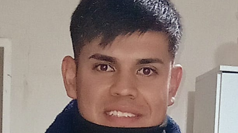 Policía Isaías Chaile de la Comisaría Octava