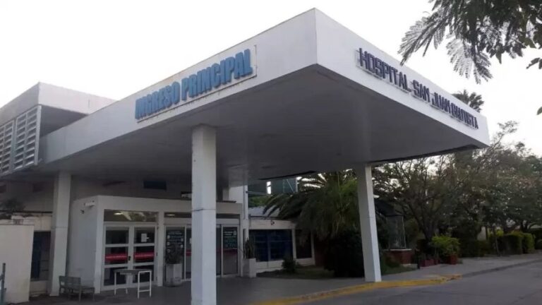 Ambulancia trasladando a un paciente en Catamarca