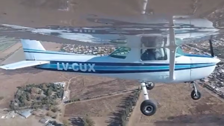 Avioneta Cessna 150 similar a la involucrada en el accidente en Córdoba