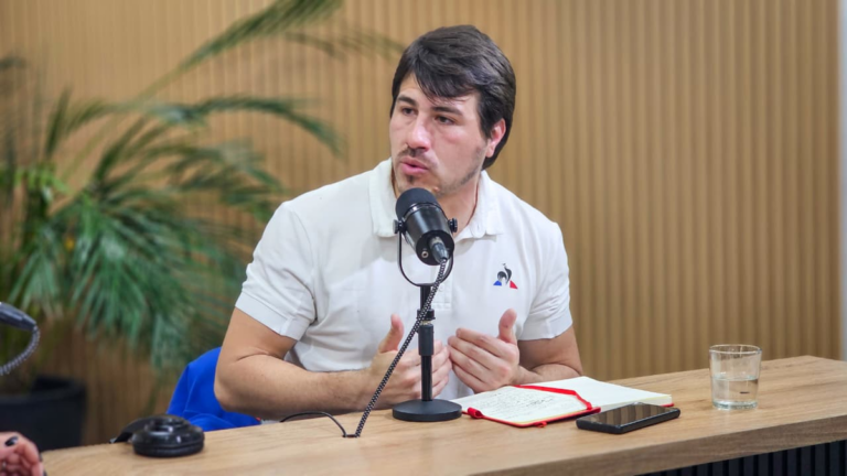 Naim Garnica, propietario de La Singularidad del Libro