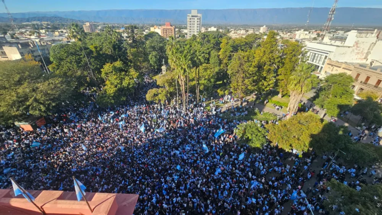 Operativo policial en la ciudad por el partido de fútbol entre Argentina y Suiza