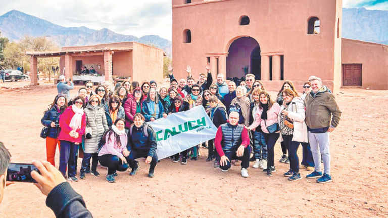 Iglesia de adobe en la Ruta del Adobe, Catamarca
