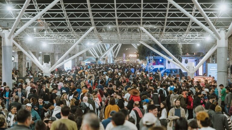 Puesto de atención del SAME en el Predio Ferial durante la Fiesta del Poncho en Catamarca