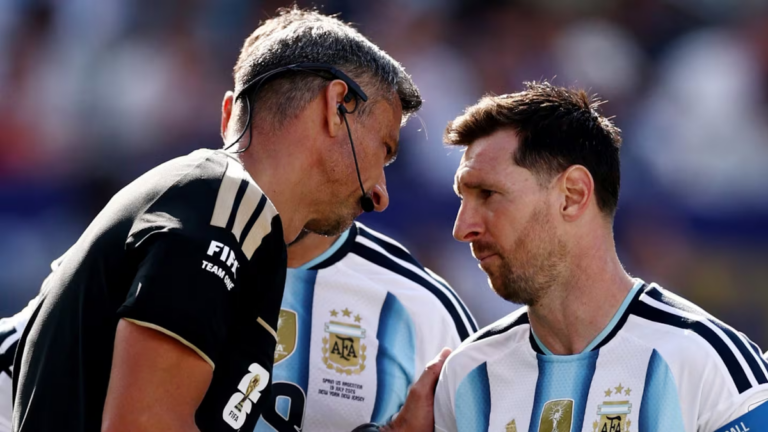 Slavko Vincic durante la final del Mundial 2026 entre Argentina y España