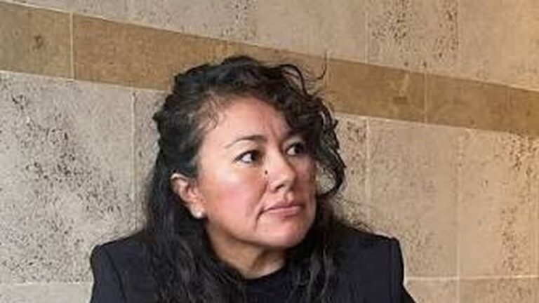 Diputada Carolina Aguirre en la Legislatura de Catamarca