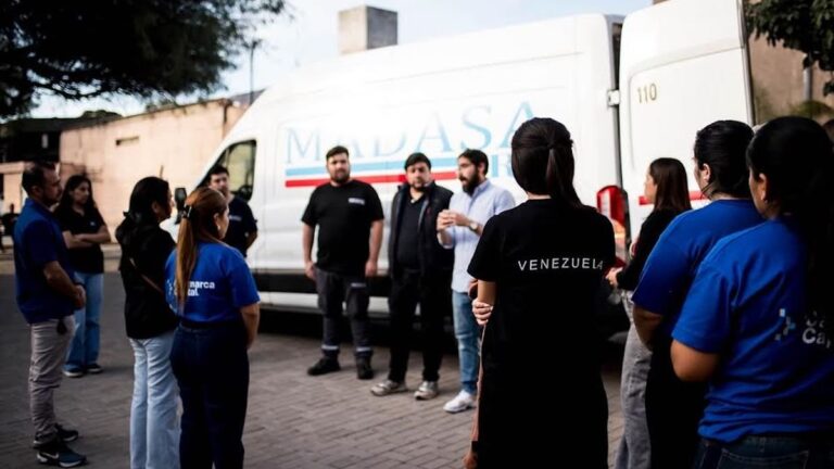 Cajas con donaciones para Venezuela
