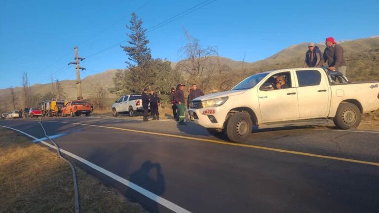 Incendio forestal en El Rodeo, Catamarca