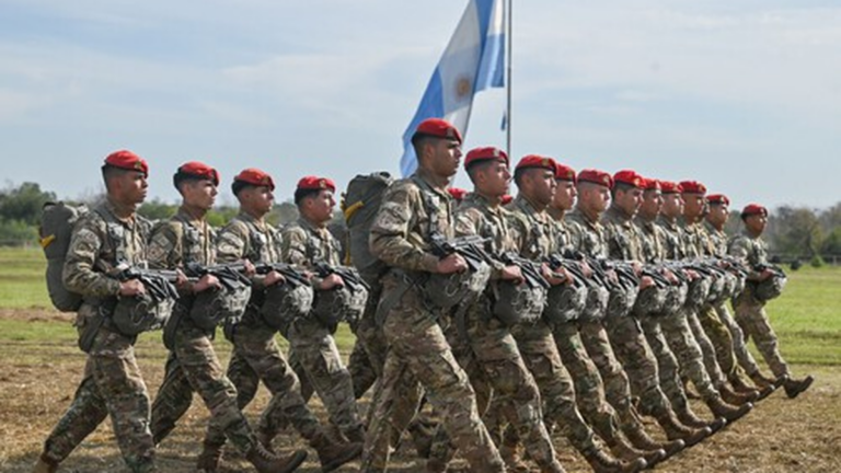Soldados del Ejército Argentino en formación