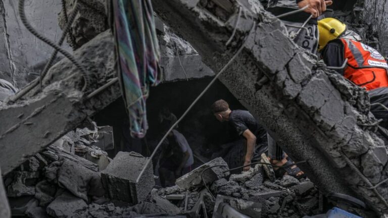 Escombros en Gaza tras ataques