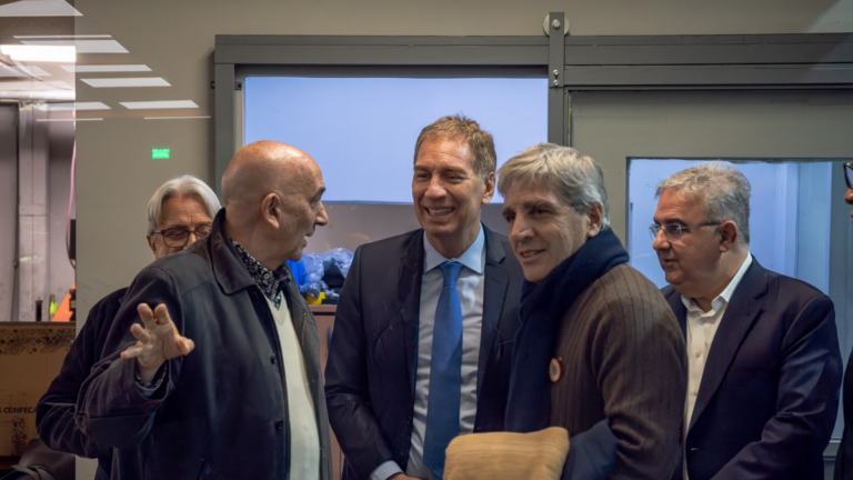 Autoridades nacionales recorren planta de CONFECAT en Catamarca