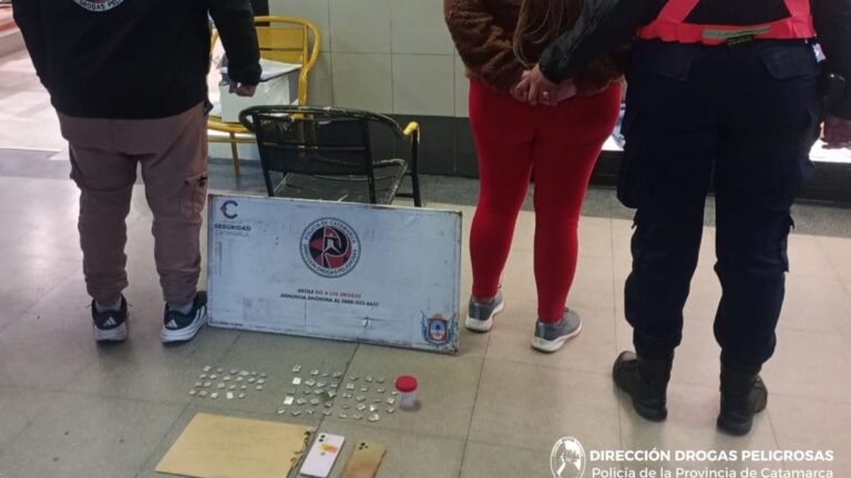 Operativo de Drogas Peligrosas en terminal de ómnibus