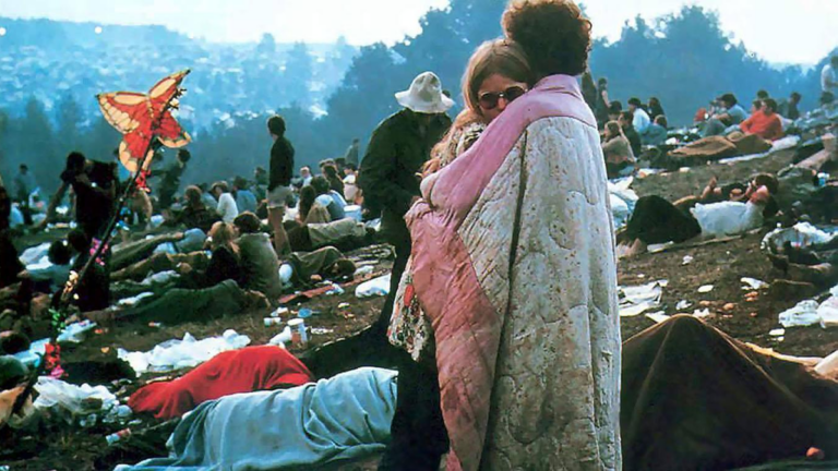 Multitud en el Festival de Woodstock en Bethel, Nueva York, agosto de 1969