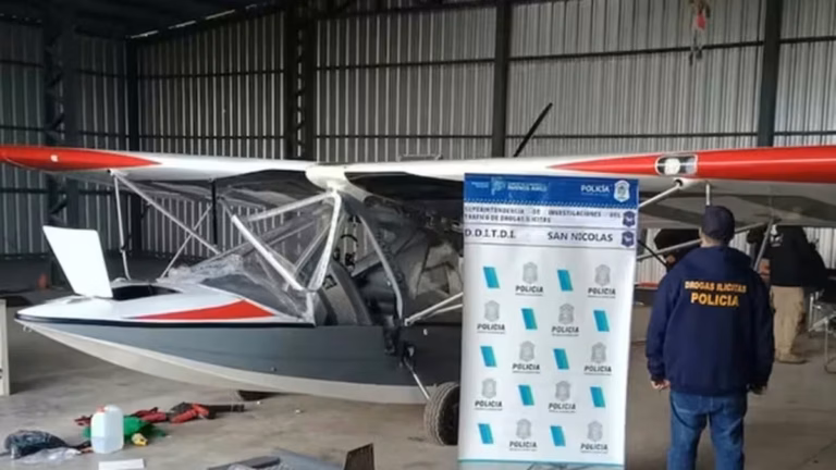 Hidroavión experimental anfibio secuestrado en el aeródromo de Alvear durante un operativo antidrogas