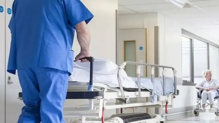Trabajadores de la sanidad en un establecimiento de salud