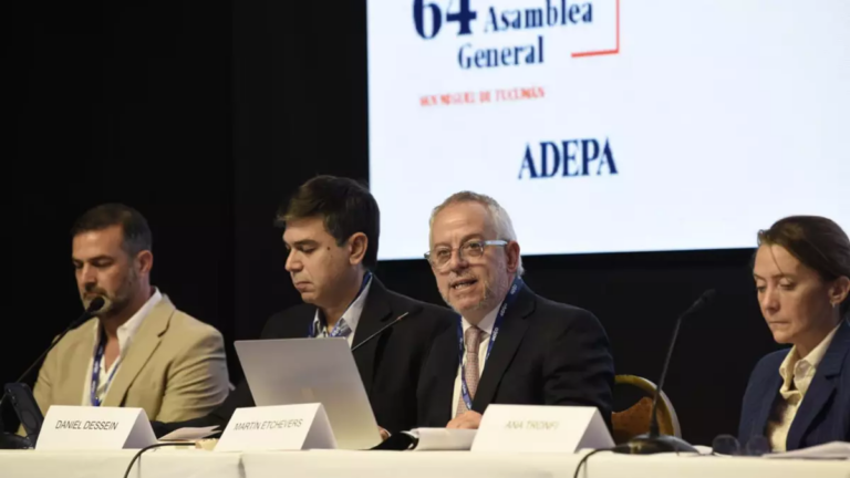 Reunión de entidades periodísticas en el Congreso