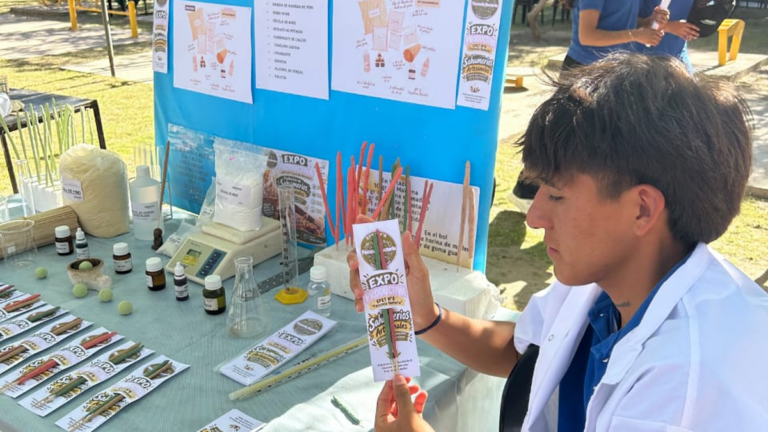 Expo Agro Ganadera y Productiva de la EPET N°8 en Saujil