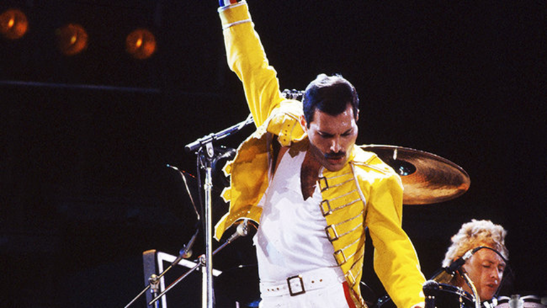Freddie Mercury en un concierto
