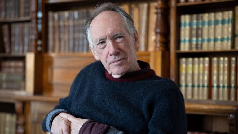 Portada del libro Lo que podemos saber de Ian McEwan