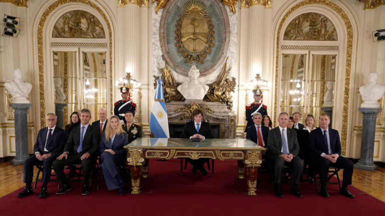 Javier Milei durante mensaje por cadena nacional