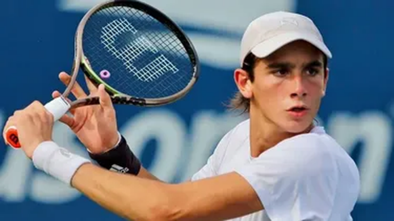 Juan Manuel La Serna durante su partido en el Challenger de Plovdiv