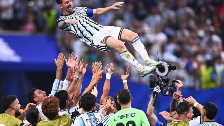Lionel Messi con la camiseta de la Selección Argentina