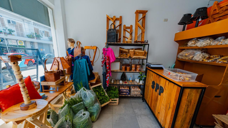 Local de venta de productos del Servicio Penitenciario Provincial en Mota Botello 709, Local 3, Catamarca