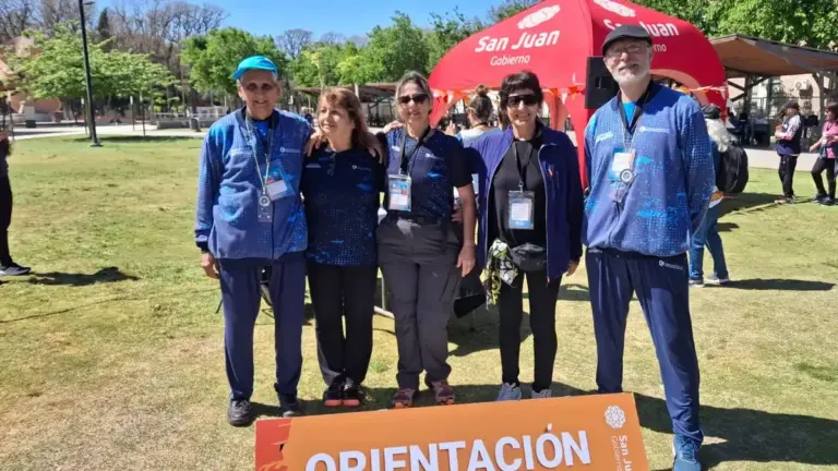Teresita Toledo compitiendo en Orientación Femenina en los Juegos Nacionales de Adultos Mayores