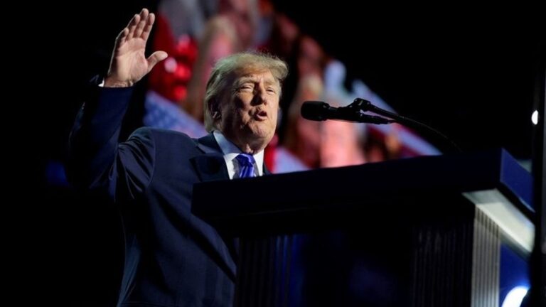 Donald Trump durante un discurso en una convención republicana en Dallas, Texas