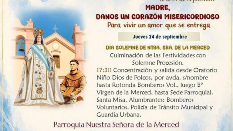 Fieles participan de la procesión de Nuestra Señora de la Merced en Villa Dolores, Valle Viejo
