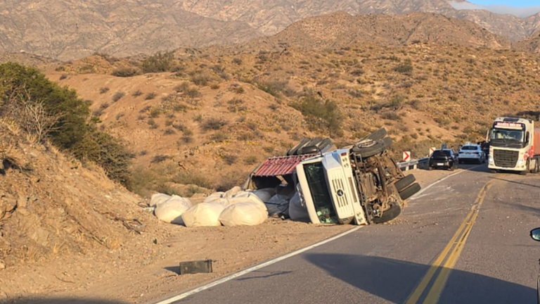 Ruta Nacional 60 en la zona de La Cébila