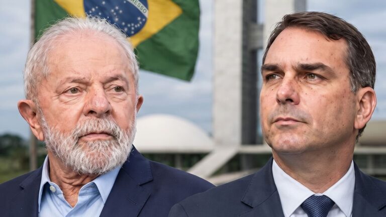 Urna electrónica en Brasil durante las elecciones presidenciales