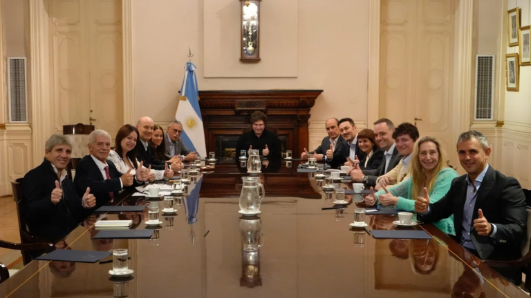 Presidente Javier Milei durante la reunión de gabinete en la Casa Rosada