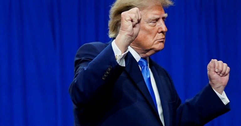 Donald Trump anuncia la creación de la Fuerza de la Superinteligencia en la Casa Blanca